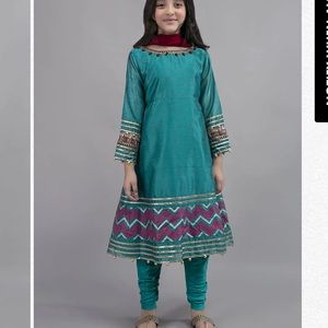 Indian Pakistani kids Maria b brand new with tags outfit set size 4-T